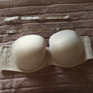 TORRID 48DDD Multi-way strapless bra
